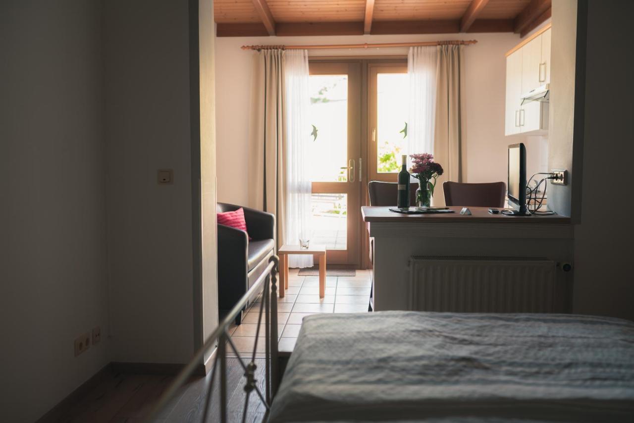 Urlaubsweingut Zecherhof Neef エクステリア 写真