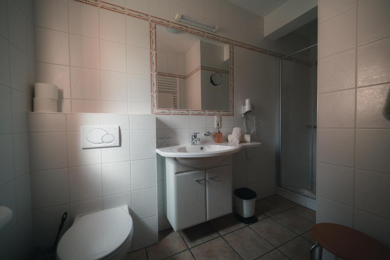 Urlaubsweingut Zecherhof Neef エクステリア 写真