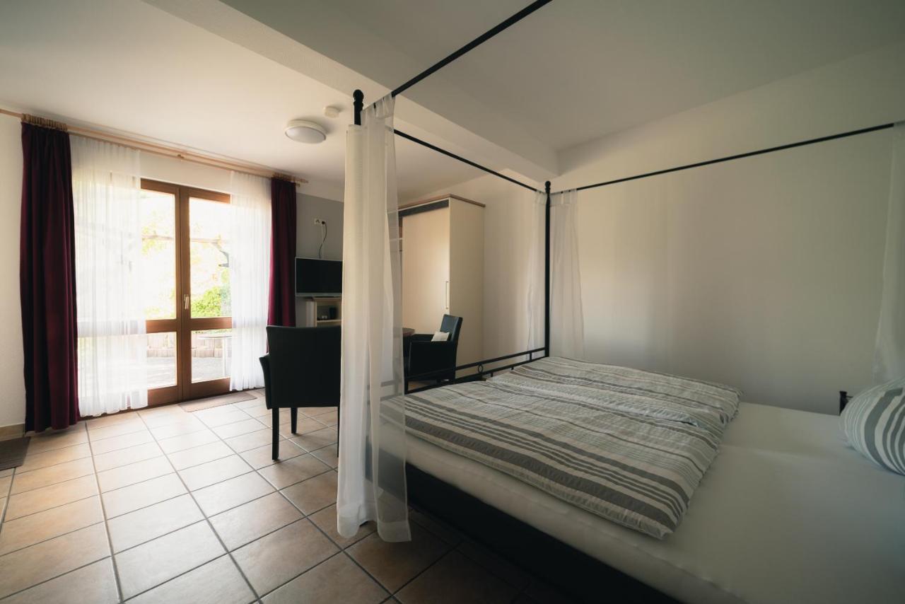 Urlaubsweingut Zecherhof Neef エクステリア 写真